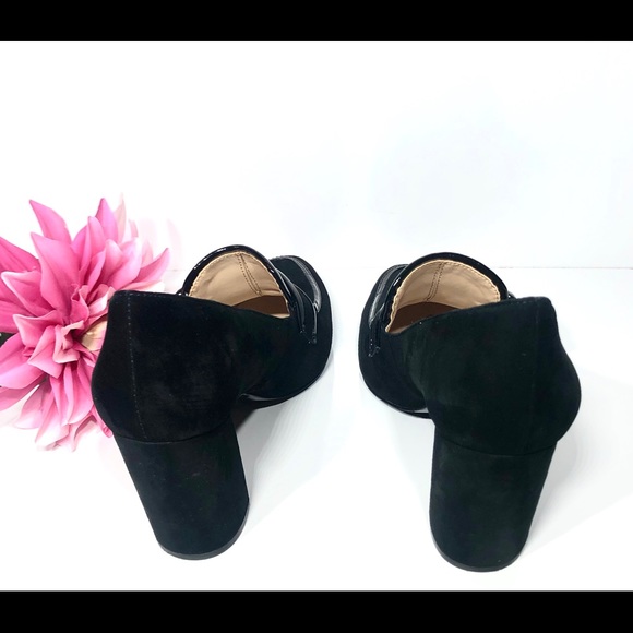 Isaac Mizrahi black Gene suede loafer size 8
(B 5) - Picture 7 of 14